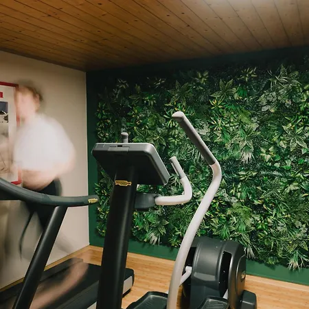 מלון Sylvana's Wohlfuehl 4*