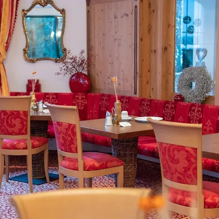 Sylvana's Wohlfuehl 酒店 4*
